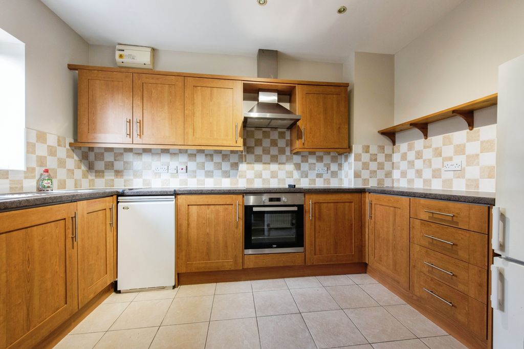 Property photo 2 of 17 Photography