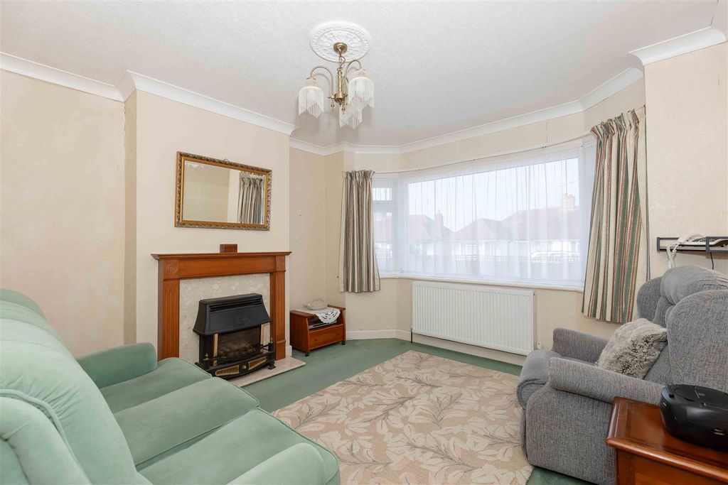 Property photo 2 of 12 Sackville Crescent.Jpg