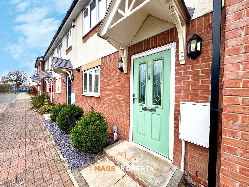 Property photo 1 of 21