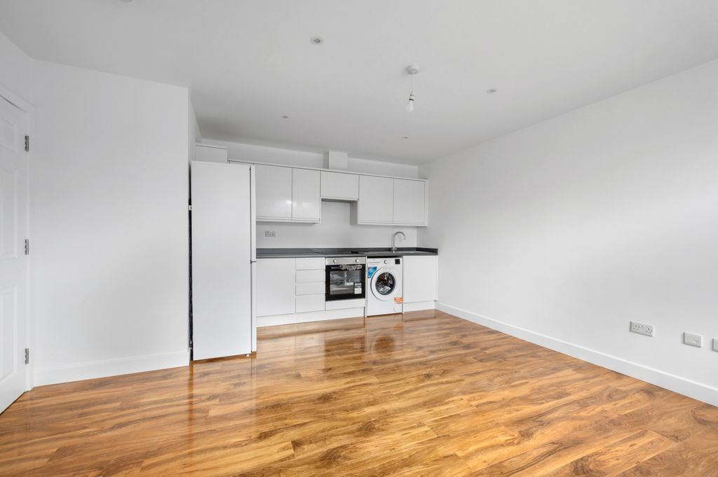 Property photo 1 of 6 Picture No. 06