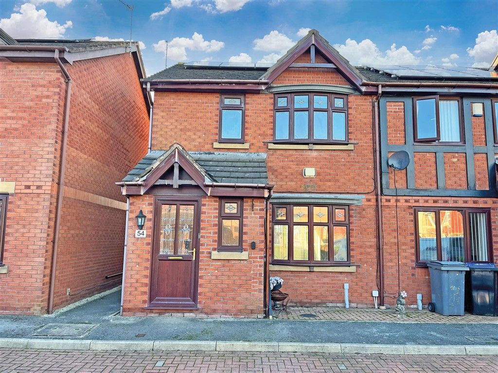 Property photo 1 of 5