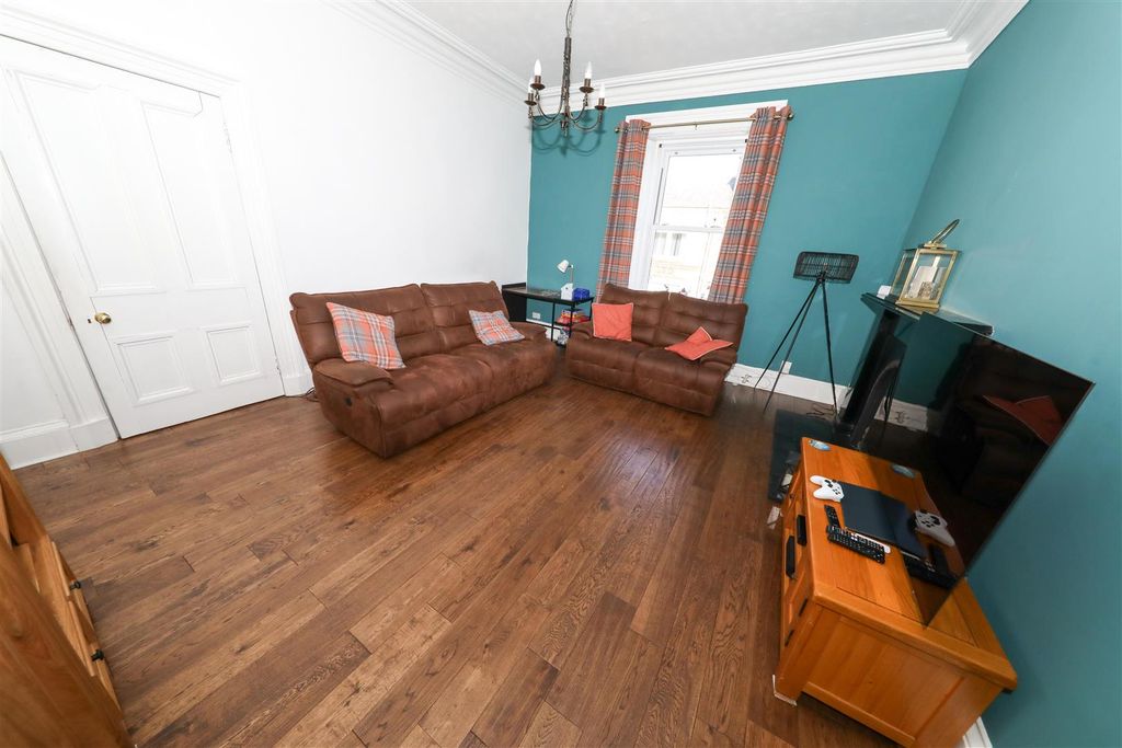 Property photo 3 of 26 C