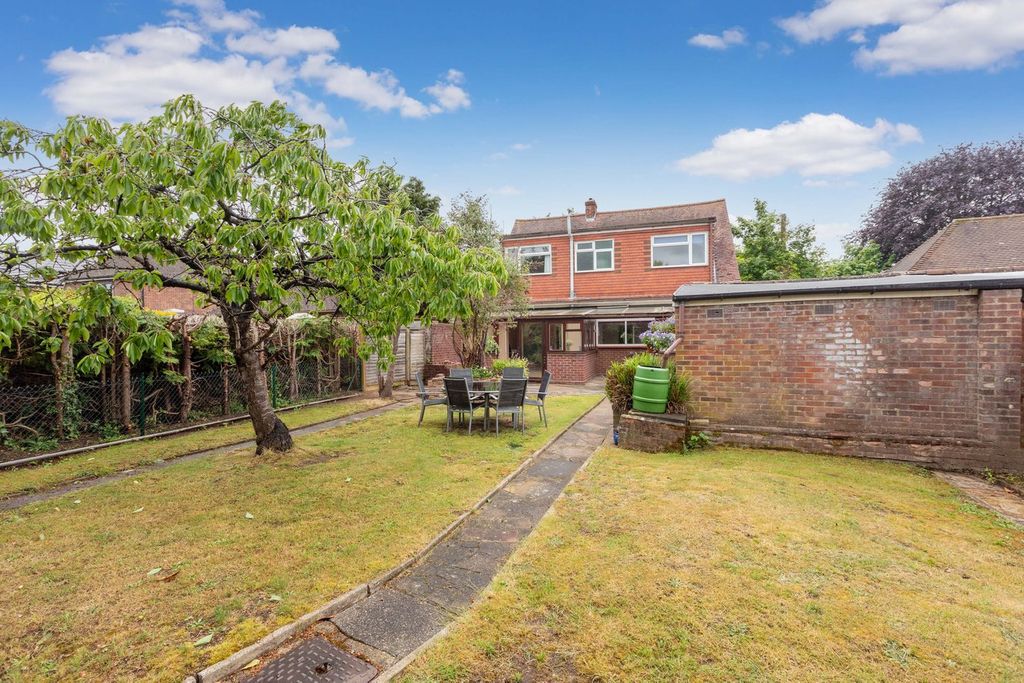 Property photo 3 of 19