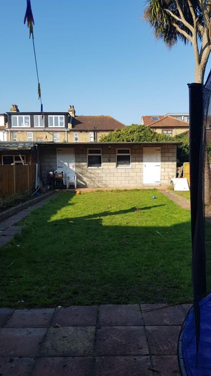 Property photo 2 of 4