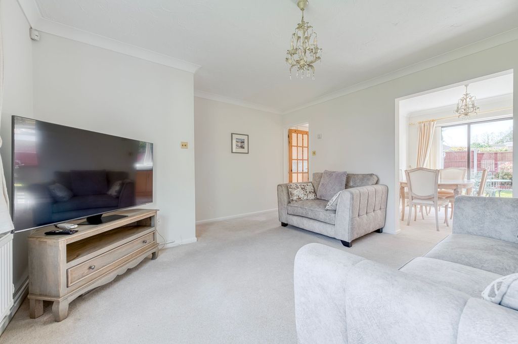 Property photo 3 of 16