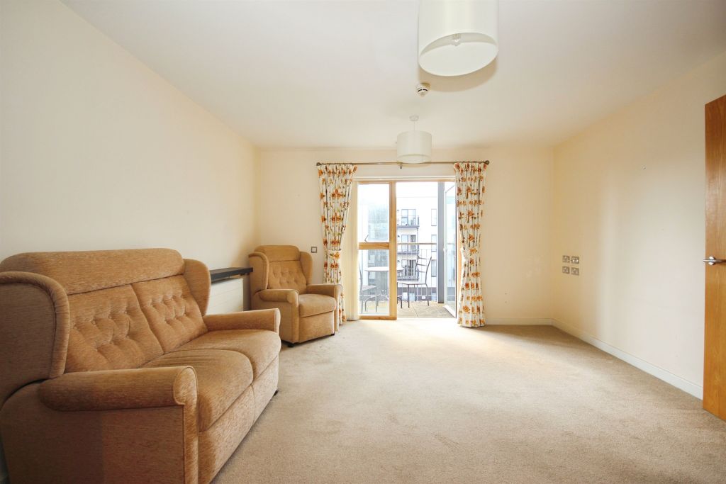 Property photo 3 of 9