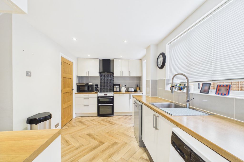 Property photo 2 of 13 Picture No. 02