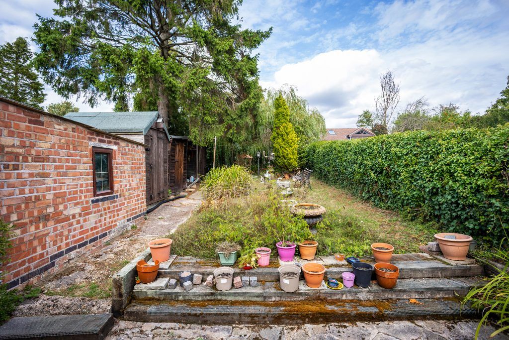 Property photo 2 of 30