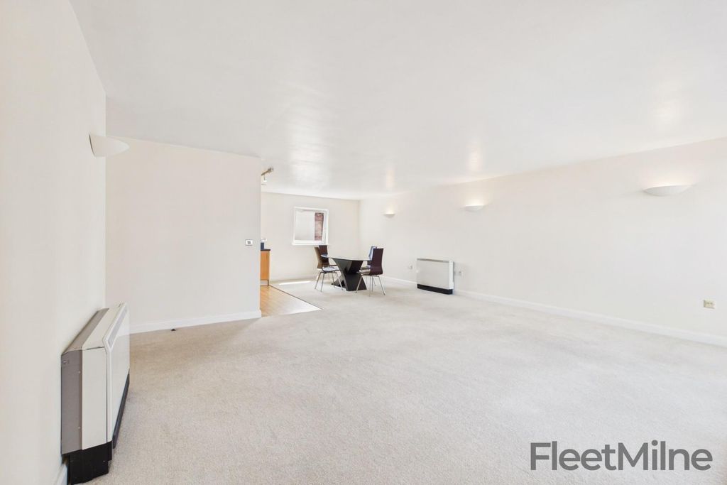 Property photo 1 of 17 Cam01635G0-Pr0349-Still010.Jpg