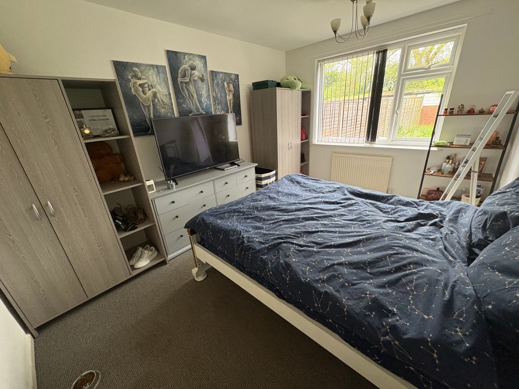 Property photo 3 of 7 Img_1305