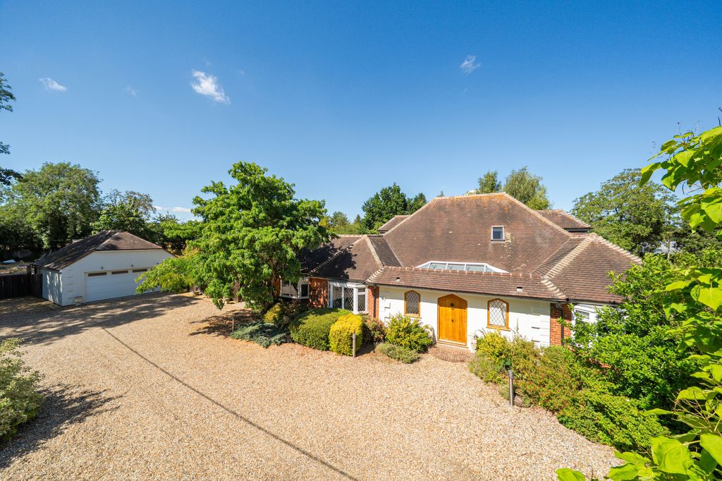 Property photo 1 of 18