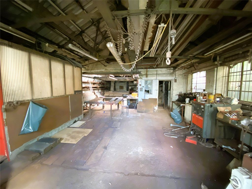 Property photo 2 of 4 Picture No. 01