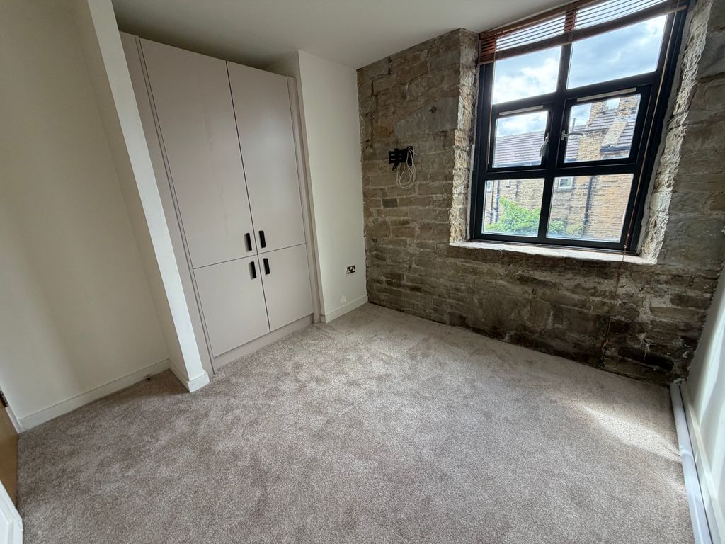 Property photo 3 of 7 Image