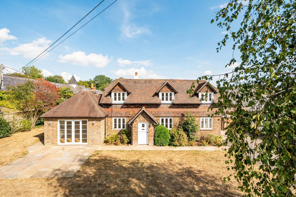 Property photo 1 of 23