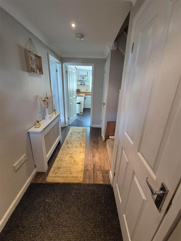 Property photo 2 of 14 Img_2368.Jpeg