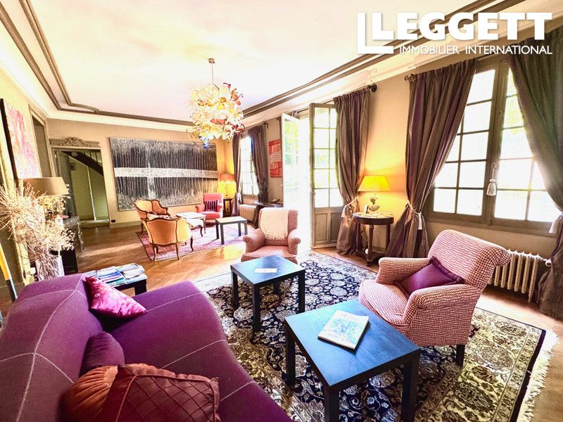 Property photo 2 of 10