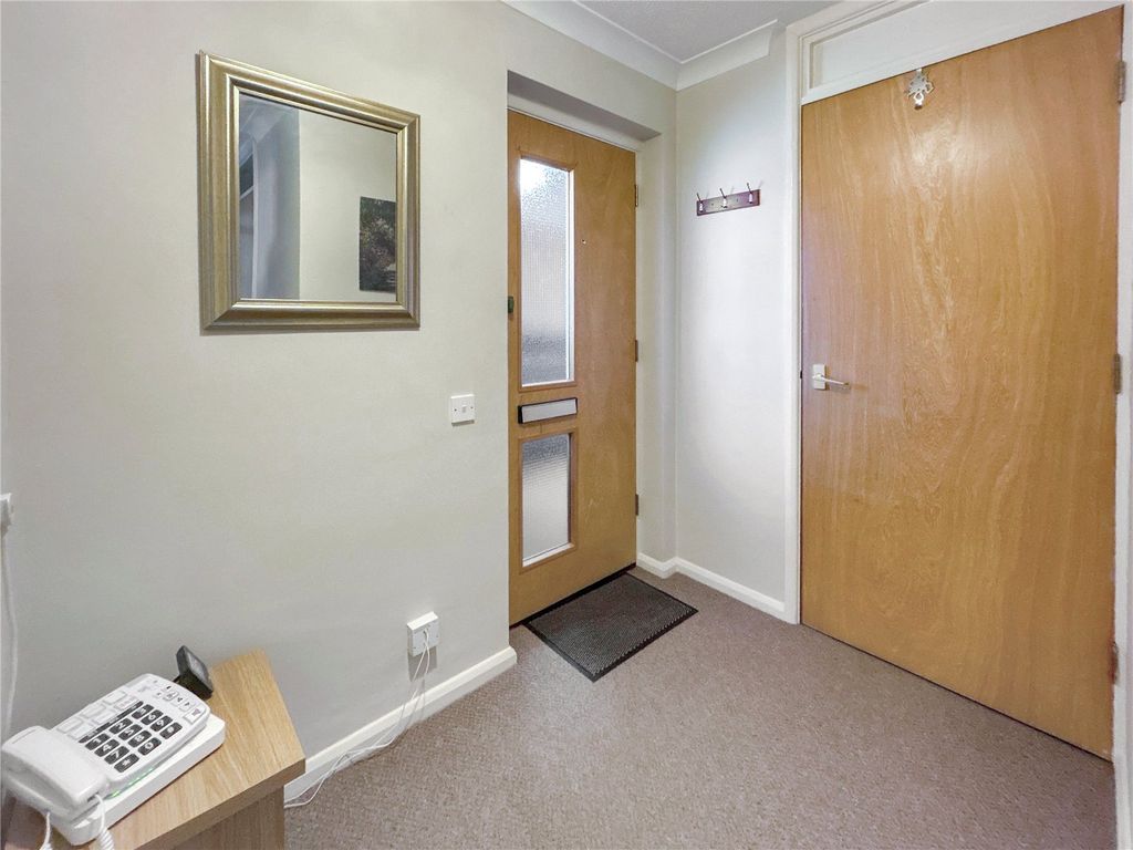 Property photo 2 of 27 Picture No. 01