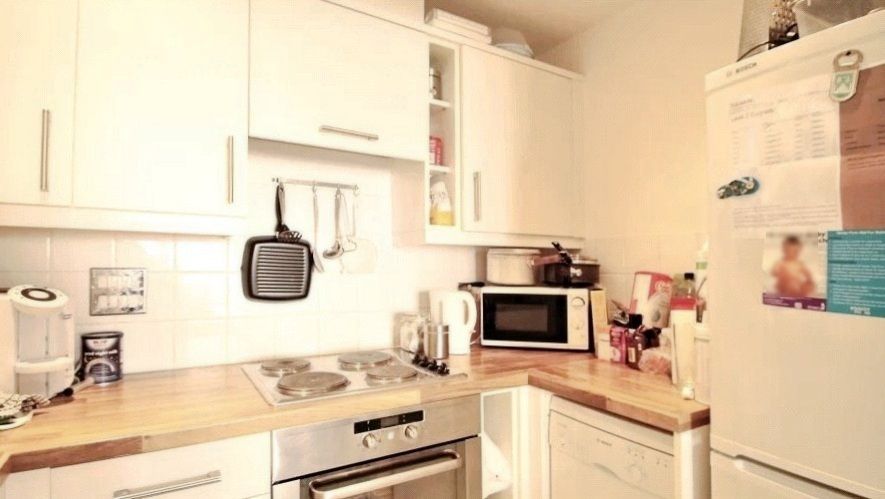 Property photo 2 of 5 Kitchen
