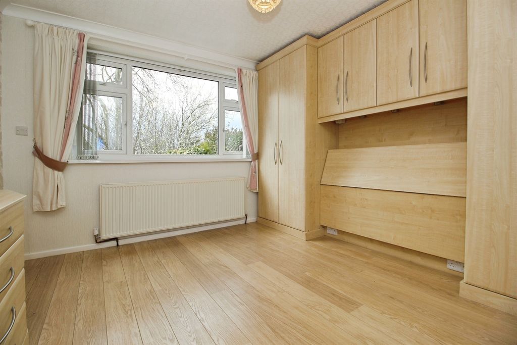 Property photo 3 of 19
