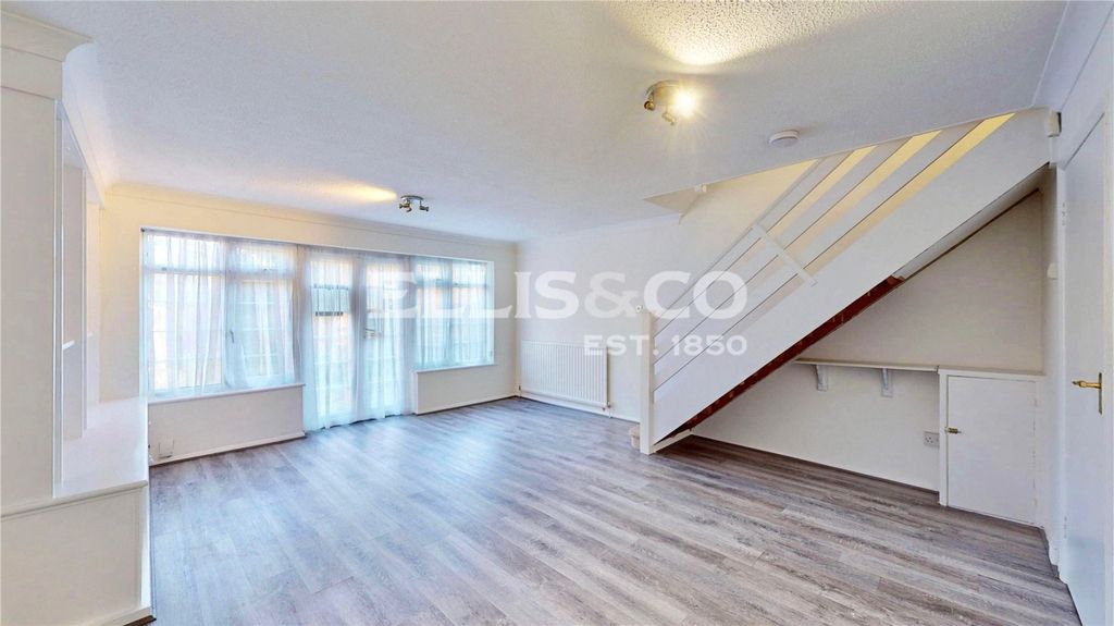 Property photo 2 of 17 Picture No. 56