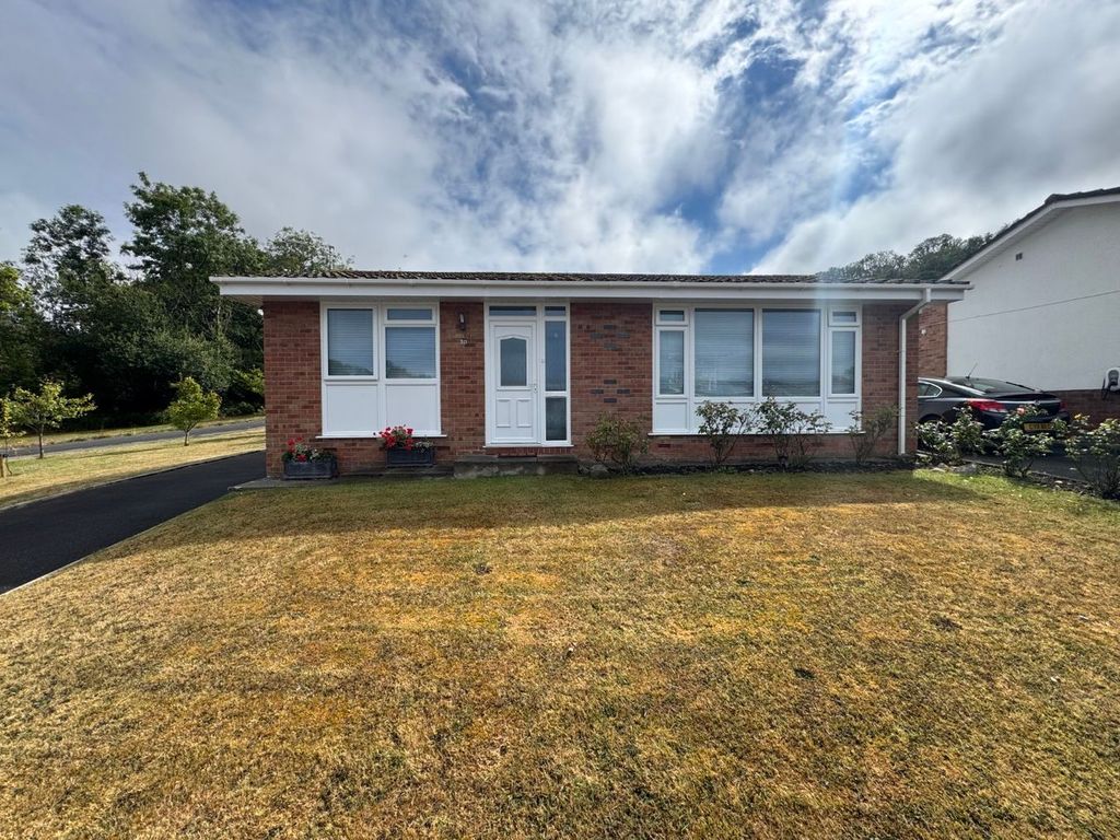 Property photo 2 of 26