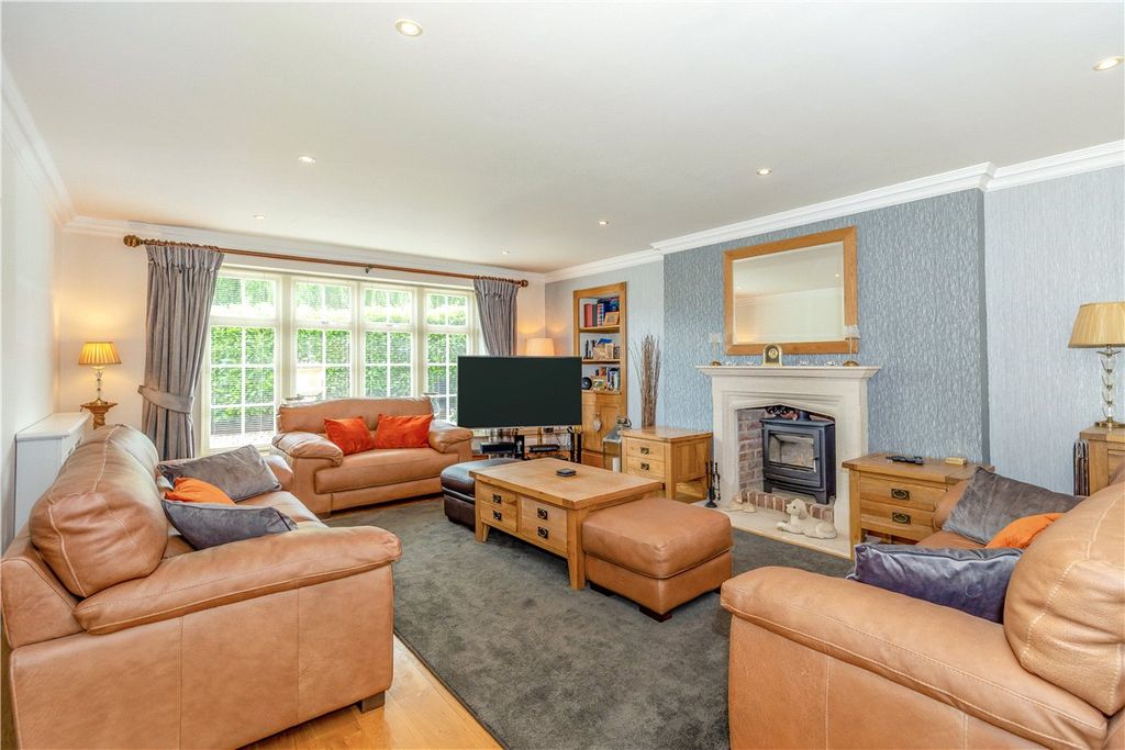 Property photo 2 of 19 Picture No. 08