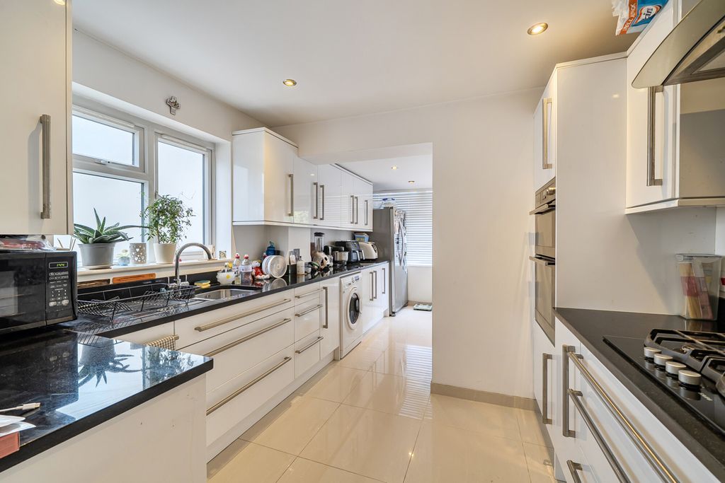 Property photo 3 of 20 1524903 (10).Jpg