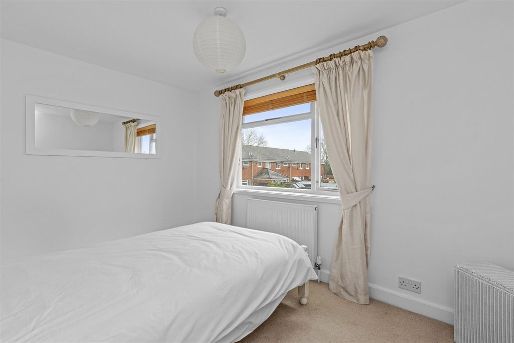 Property photo 2 of 16 Bedroom Two