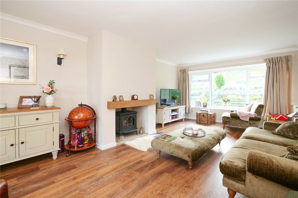 Property photo 3 of 21 Picture No. 05