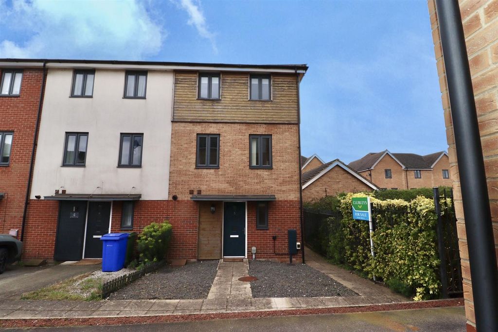 Property photo 1 of 18 Img_3565.Jpg