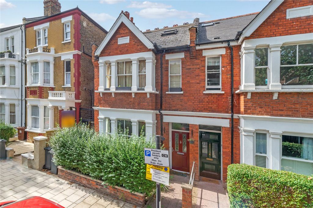 Property photo 1 of 12