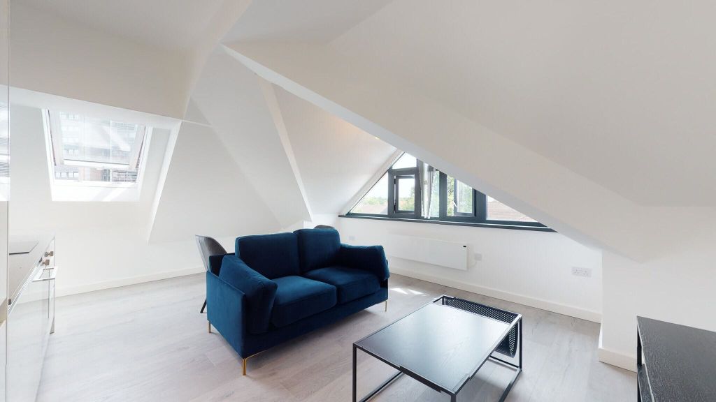 Property photo 1 of 13 Living Room