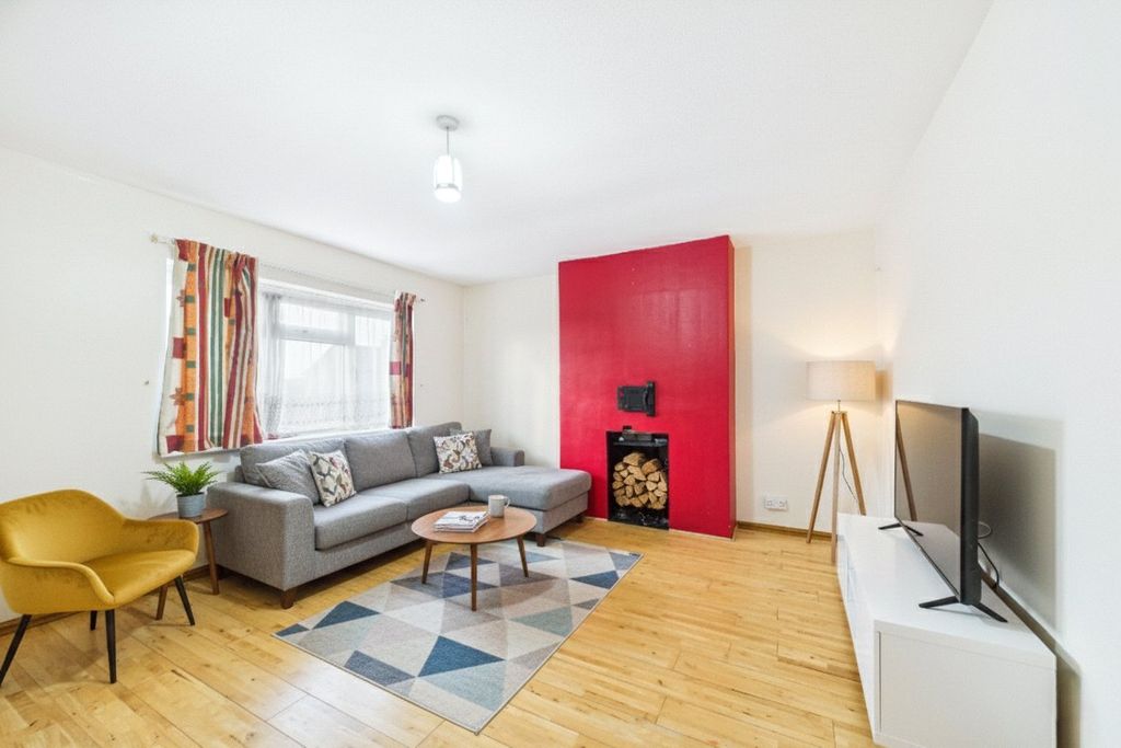 Property photo 1 of 7 Picture No. 30