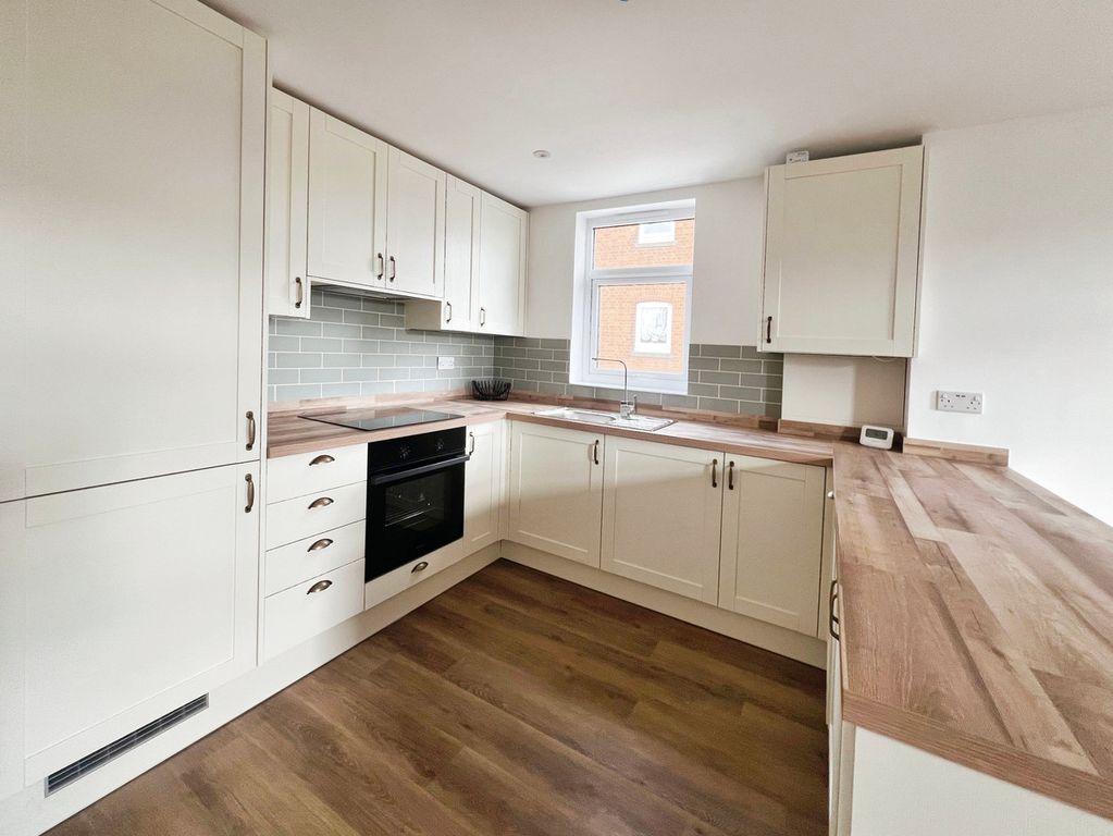 Property photo 2 of 5