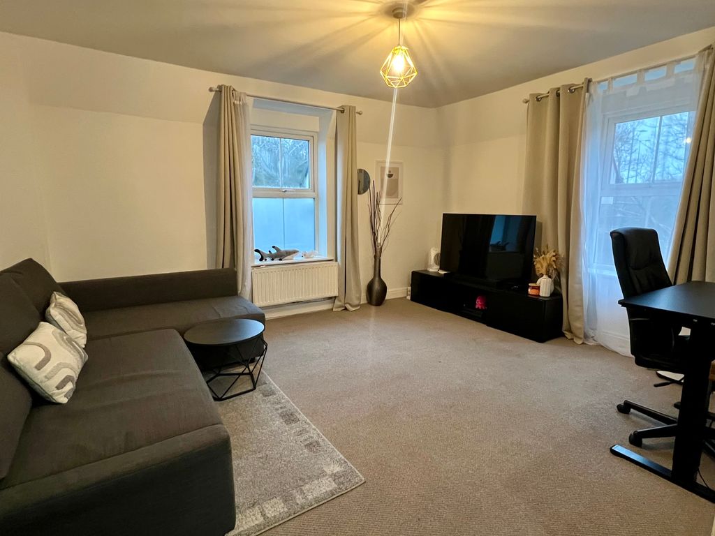 Property photo 2 of 8 Img_8106