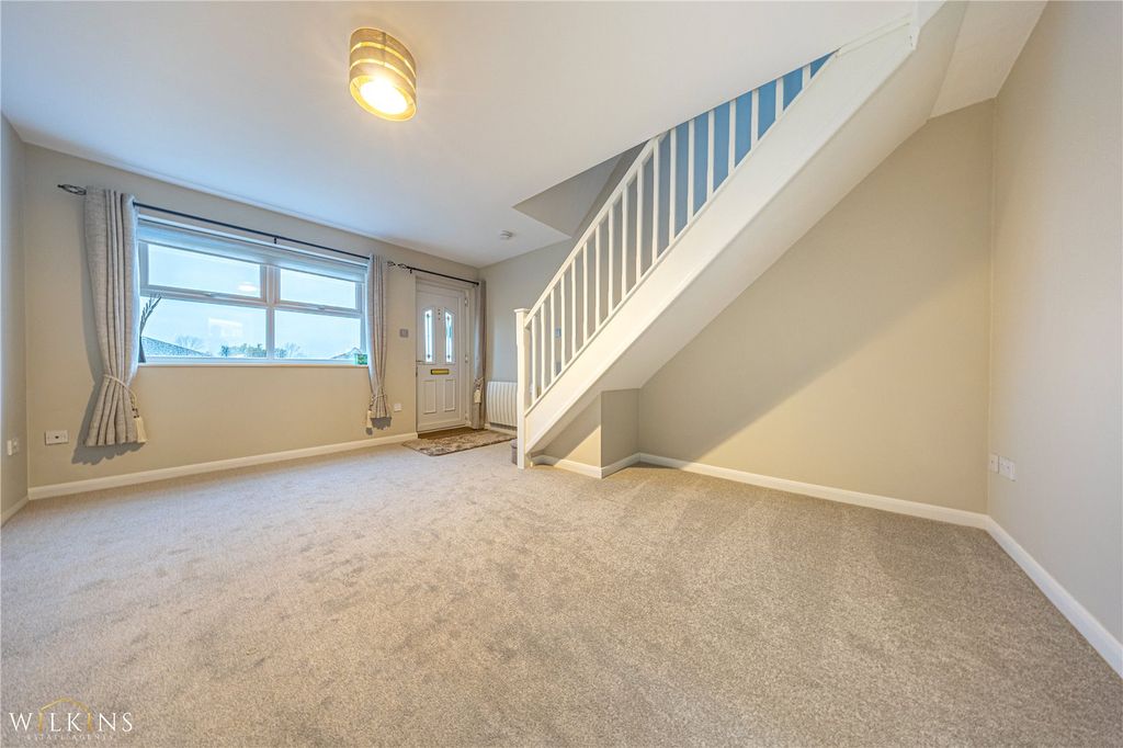 Property photo 3 of 18 Picture No. 02