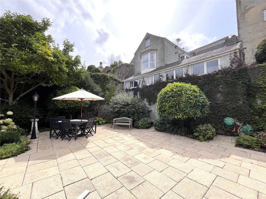Property photo 1 of 29 Picture No. 44