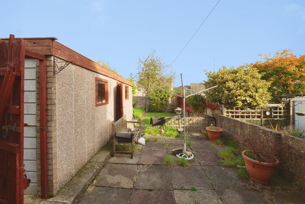 Property photo 2 of 15