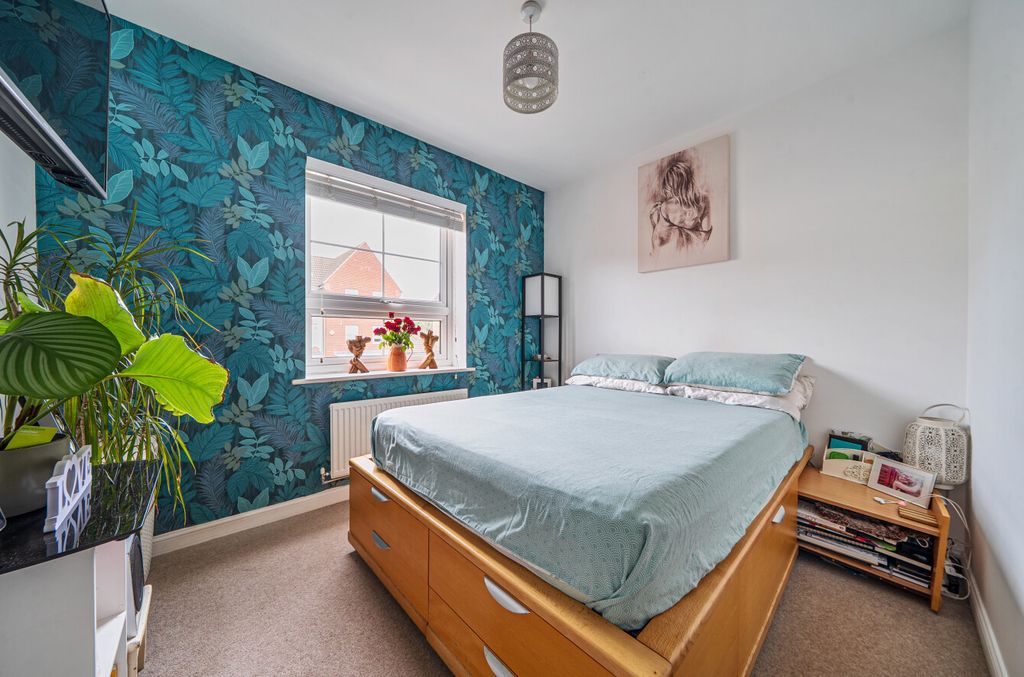 Property photo 3 of 13 1514126-1-6A97Eca...