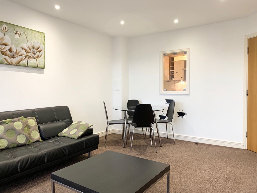 Property photo 3 of 12 Lounge 3 (1)