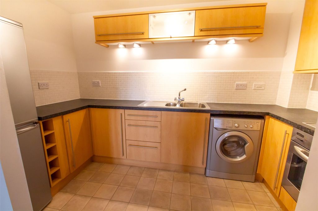 Property photo 2 of 6 Picture No. 08
