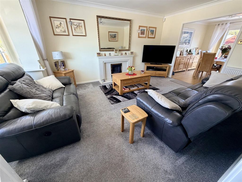 Property photo 3 of 17 Img_0924.Jpeg