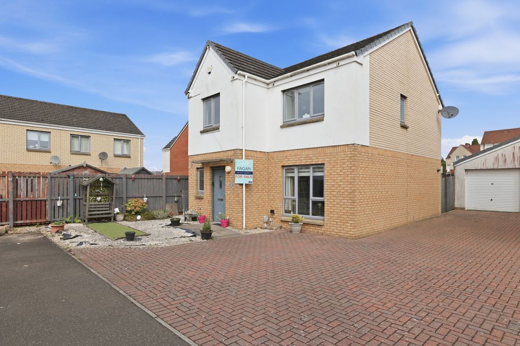 Property photo 2 of 38