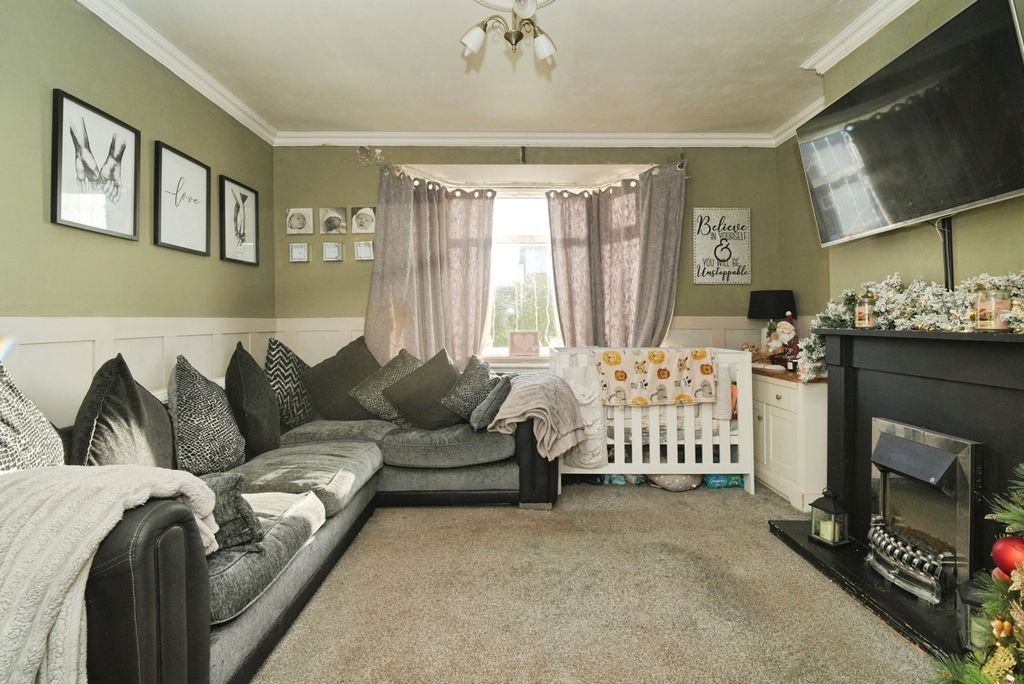 Property photo 2 of 17 Pbox-Img.Jpg