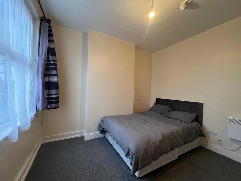 Property photo 2 of 5 B9B5Dad3-Ae75-449B-A756-A3F117F3Edc6.Jpg