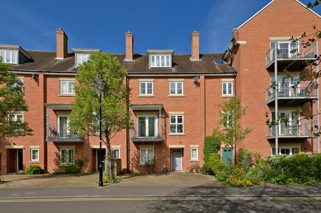 Property photo 1 of 14 Front Elevation