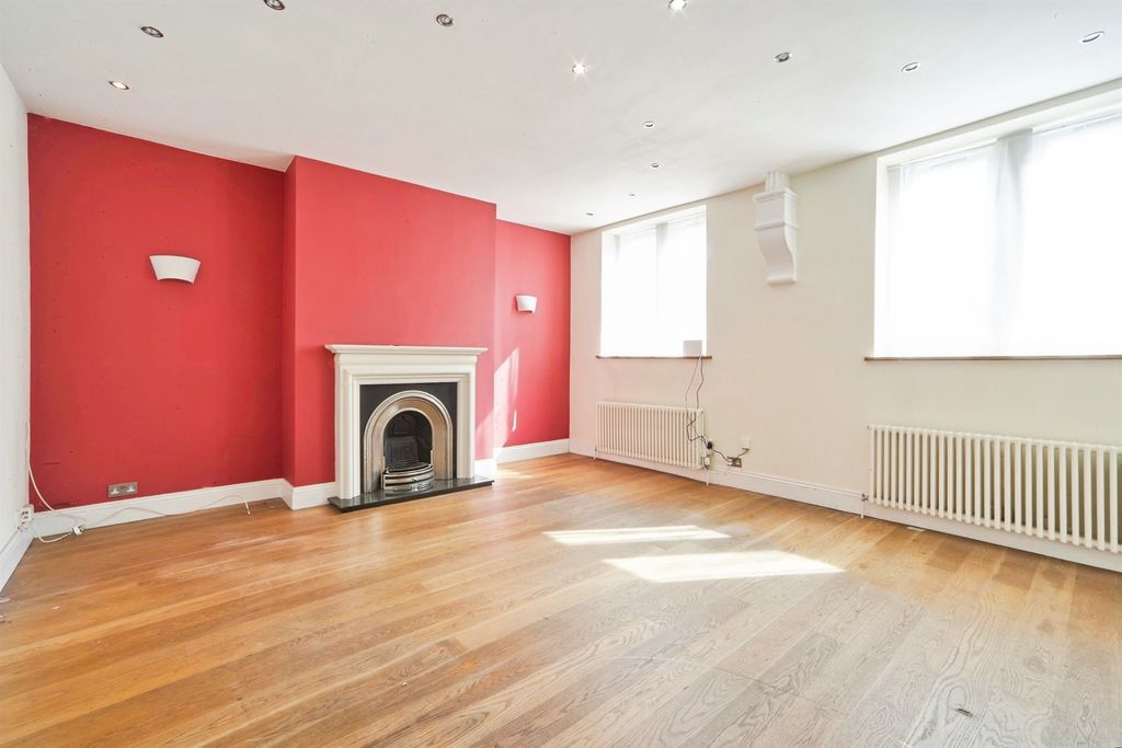 Additional image 12 of 3 bed property for saleRadcliffe Lane, Pudsey LS28