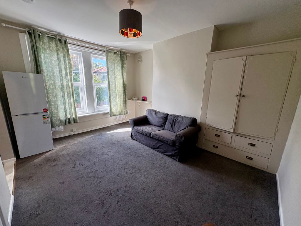 Property photo 1 of 8 Img_9319