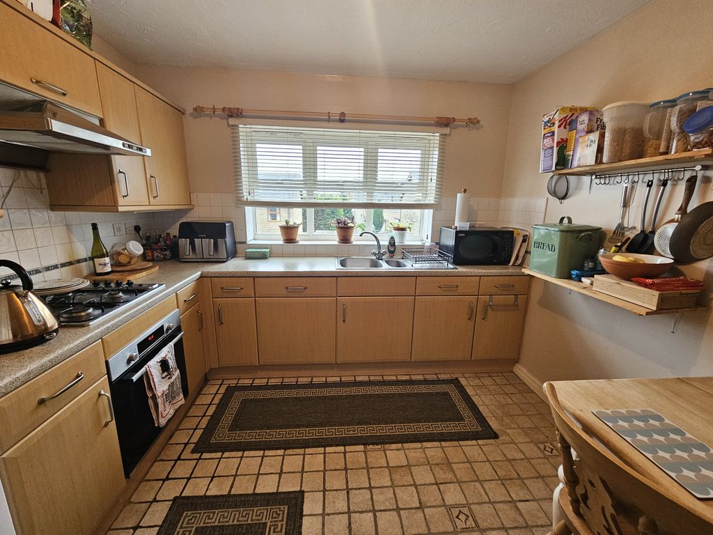 Property photo 3 of 14