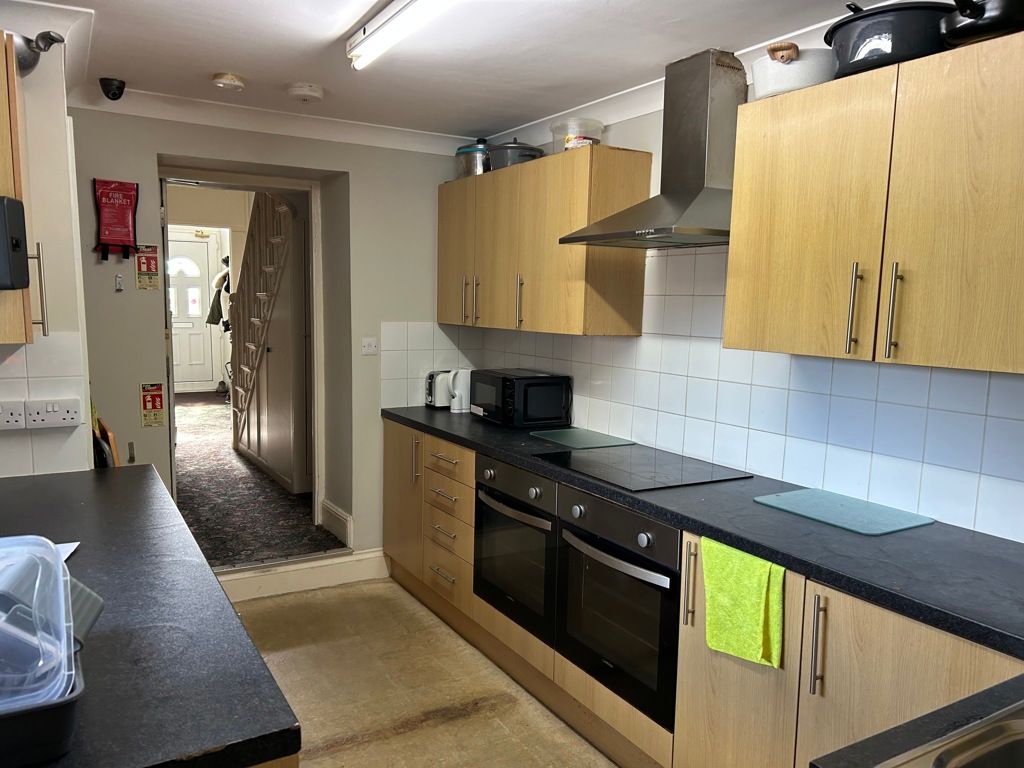 Property photo 2 of 5 Photo 2